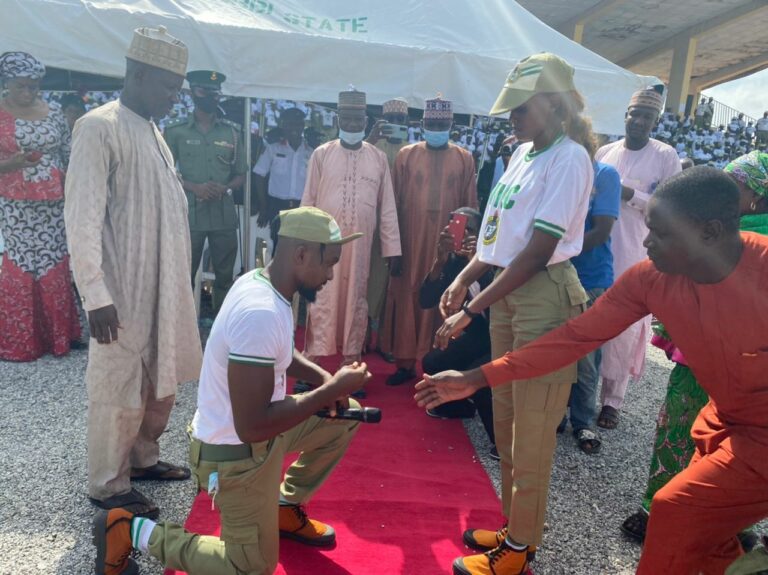 UNICAL Graduate Engages Fellow Corp Member At NYSC Camp